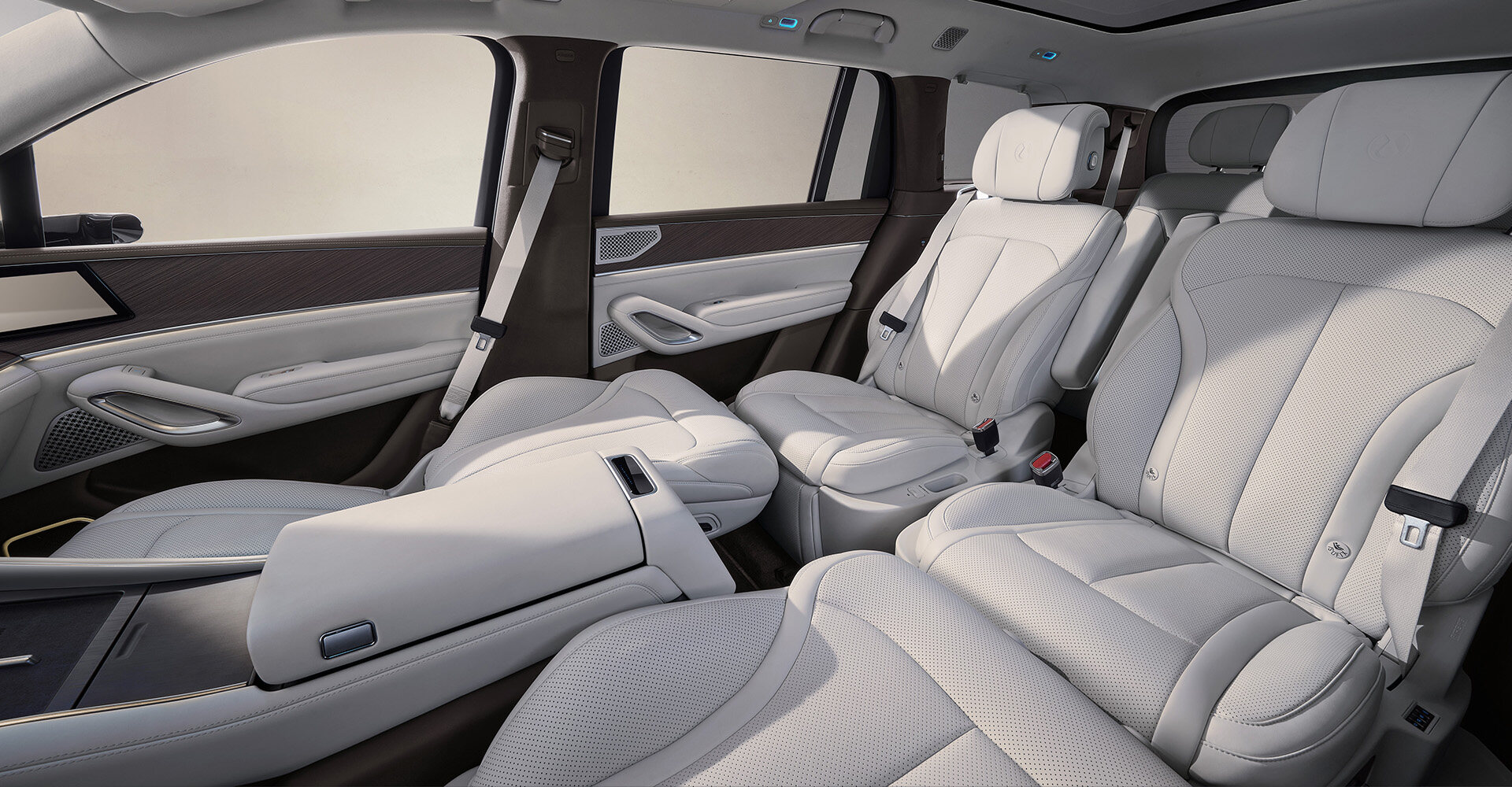 百变空间<br/>座椅组合方式随心而变